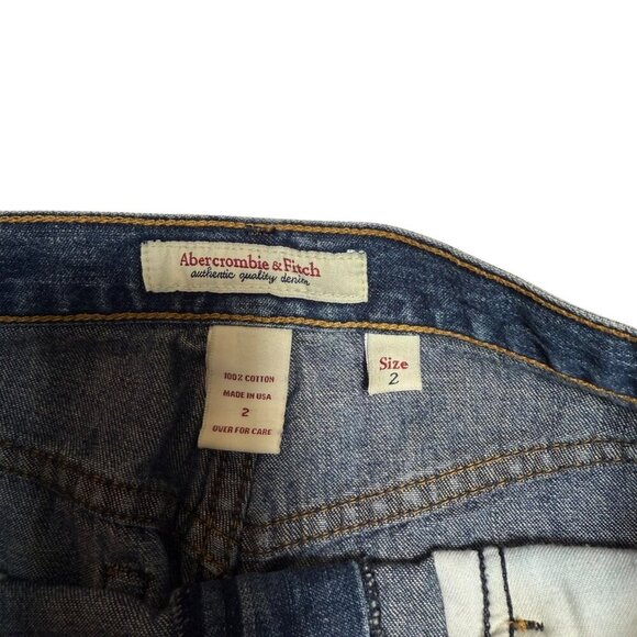 Abercrombie & Fitch Womens Denim Skirt Size 2 Distressed Dark Wash Frayed Hem - Picture 3 of 6